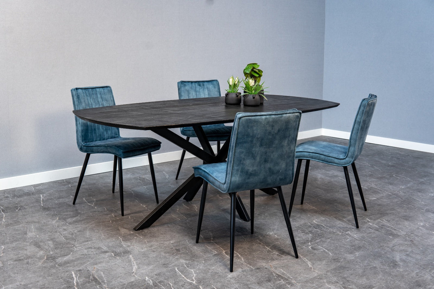 Eetkamerstoel Falster Donkerblauw met zwart onderstel