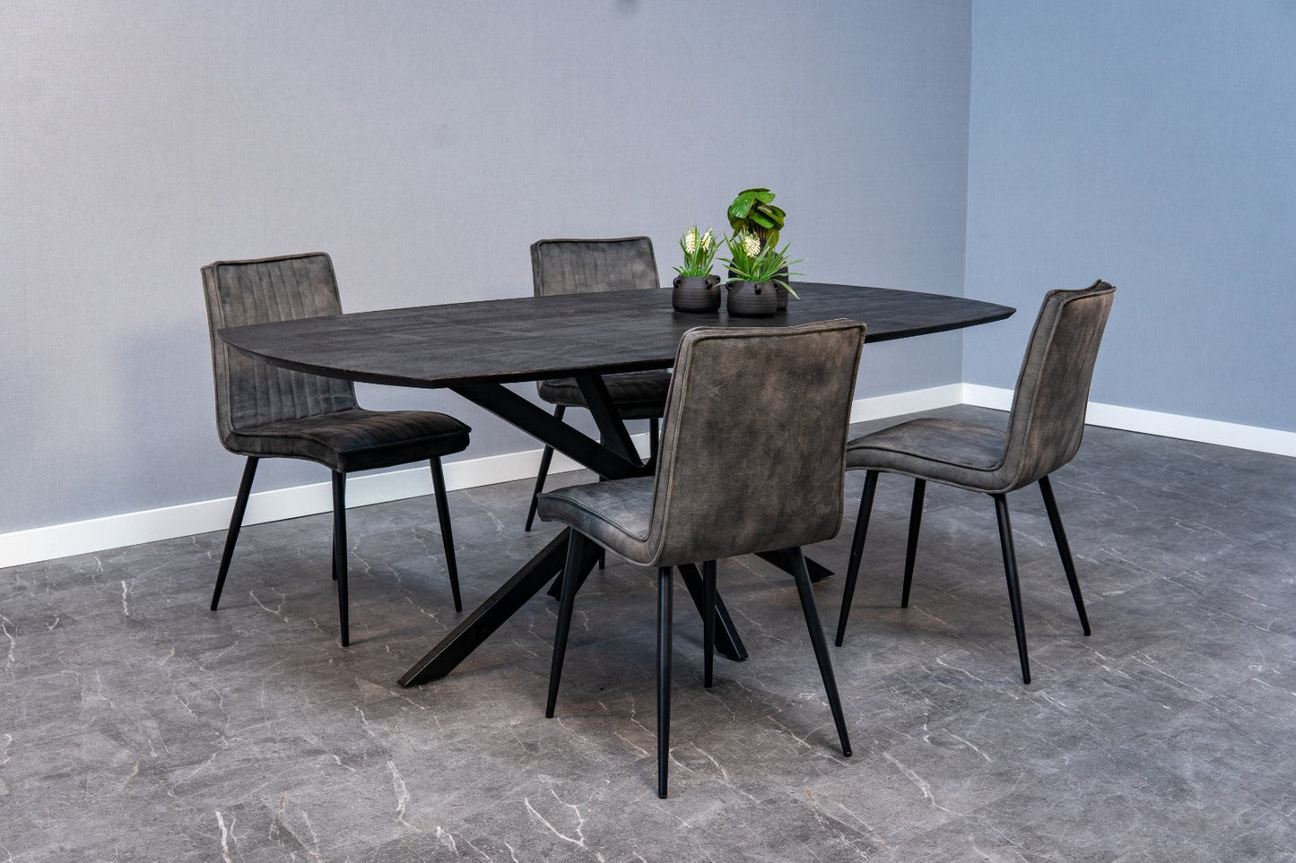 Eetkamerstoel Falster Donkergroen met zwart onderstel