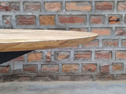 Mangohouten eettafel met verjongde rand - ovaal